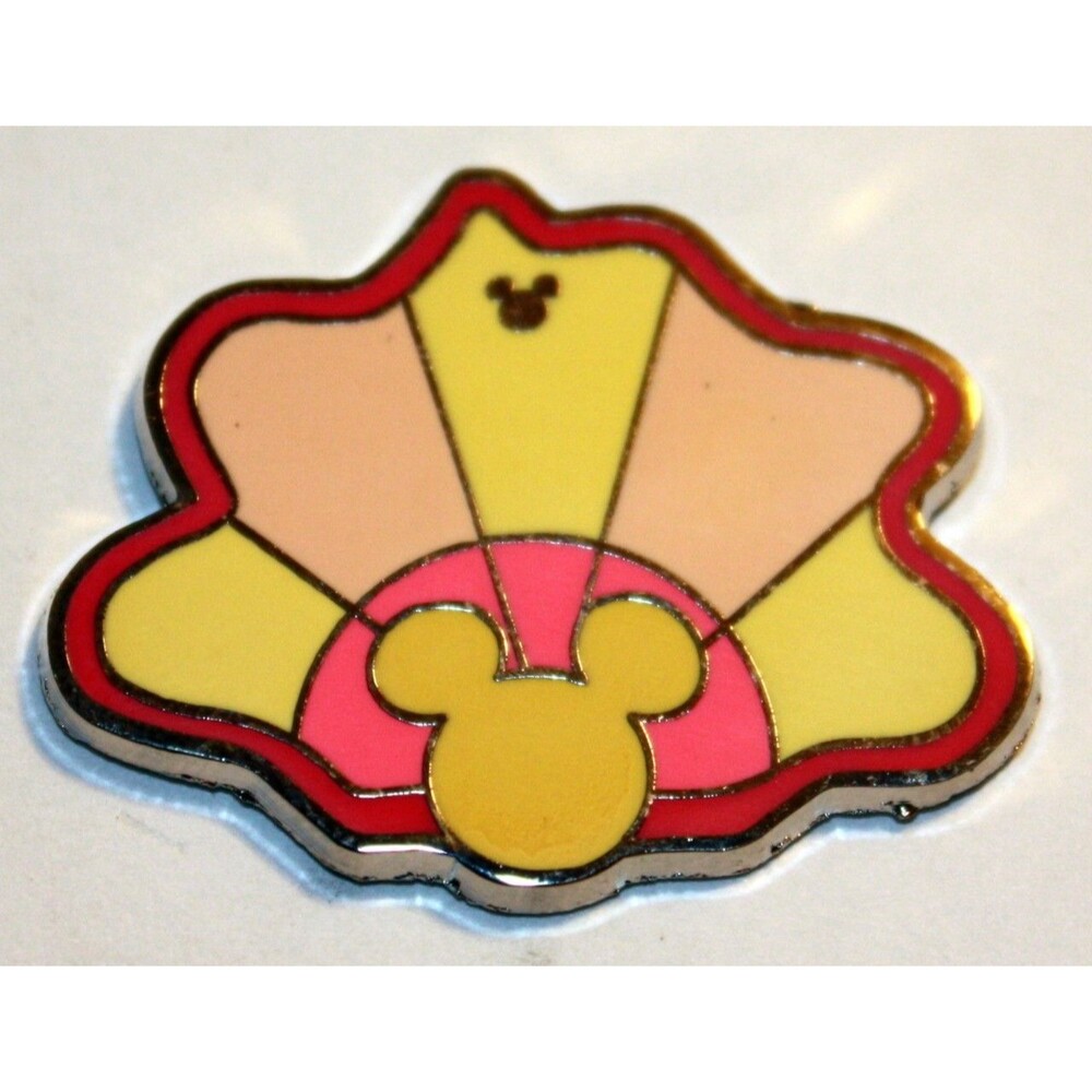 WDW - 2010 Hidden Mickey - Disney's Beach Club Resort